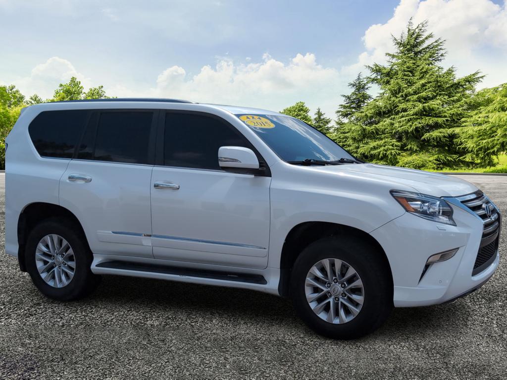 2015 Lexus GX Base's photo