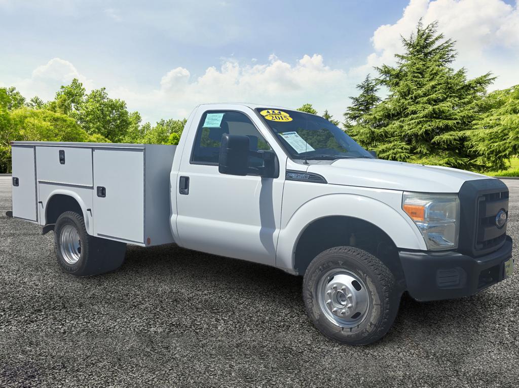 2015 Ford F-350 Super Duty Chassis Cab XL